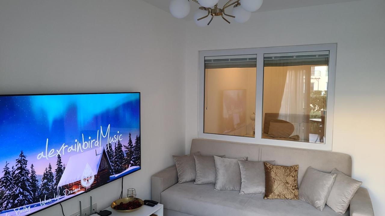 Premium Sun Apartment Vokolidha Bagian luar foto