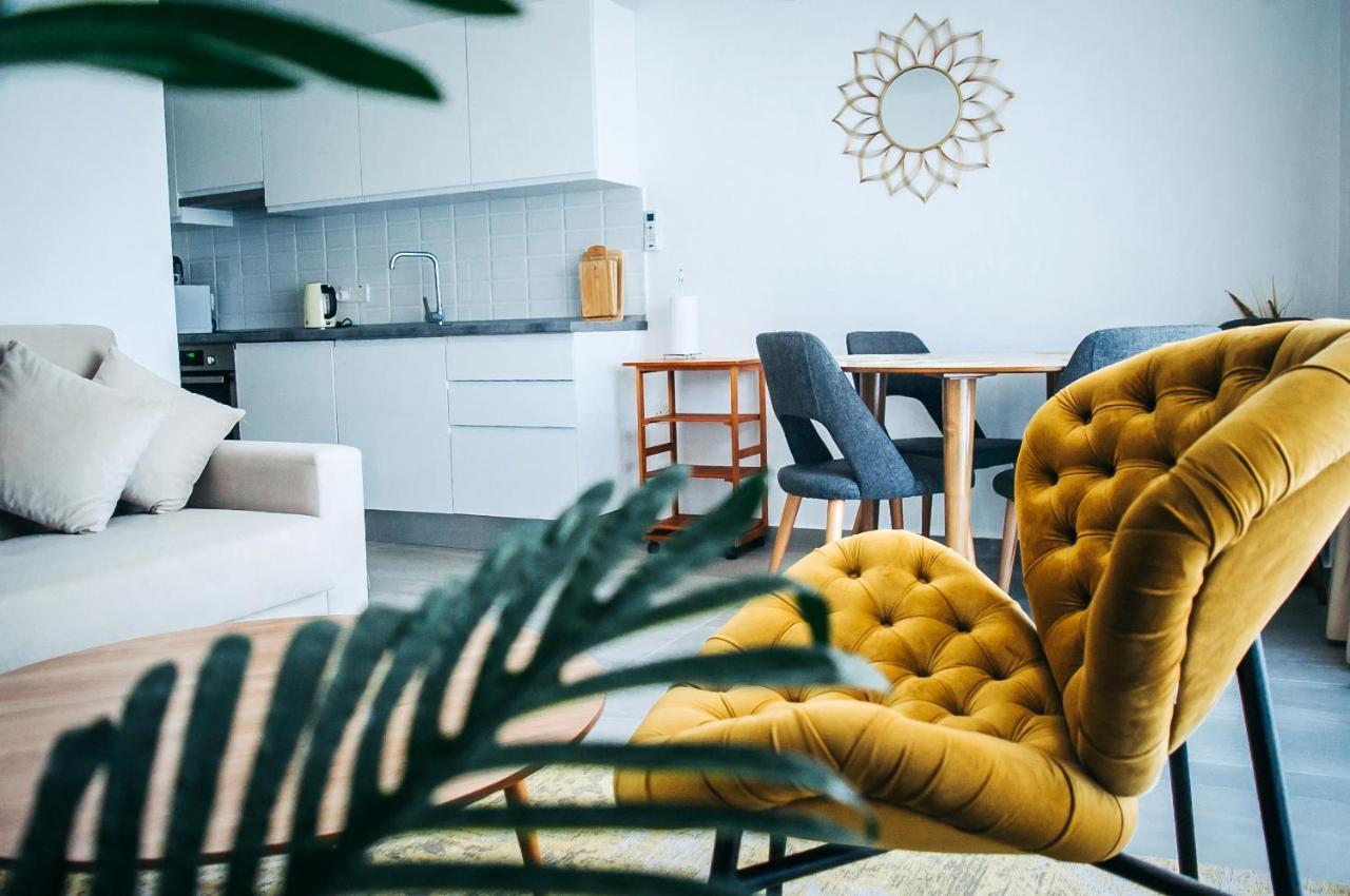 Premium Sun Apartment Vokolidha Bagian luar foto