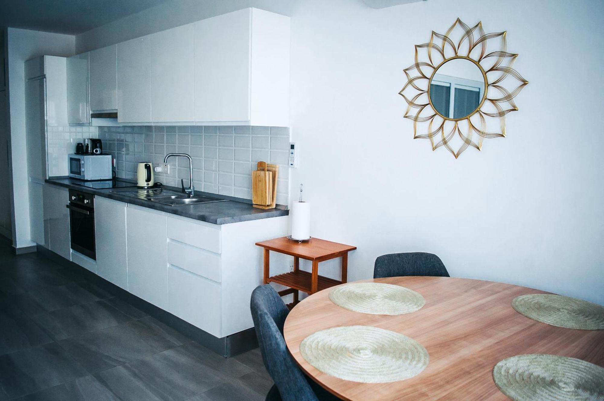Premium Sun Apartment Vokolidha Bagian luar foto